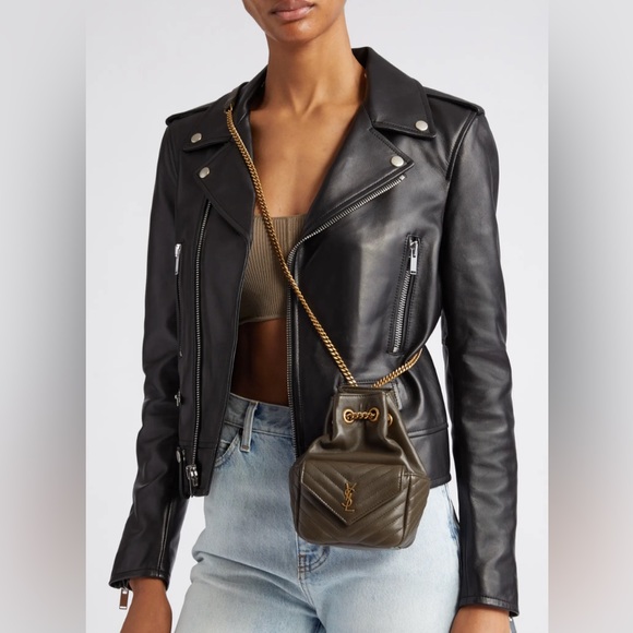 Saint Laurent Mini Joy Matelassé Leather Bucket Bag in 
Light Musk Green 1950$ - Picture 4 of 17